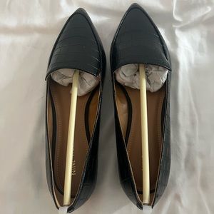Nine West Black Leather Crock Flats